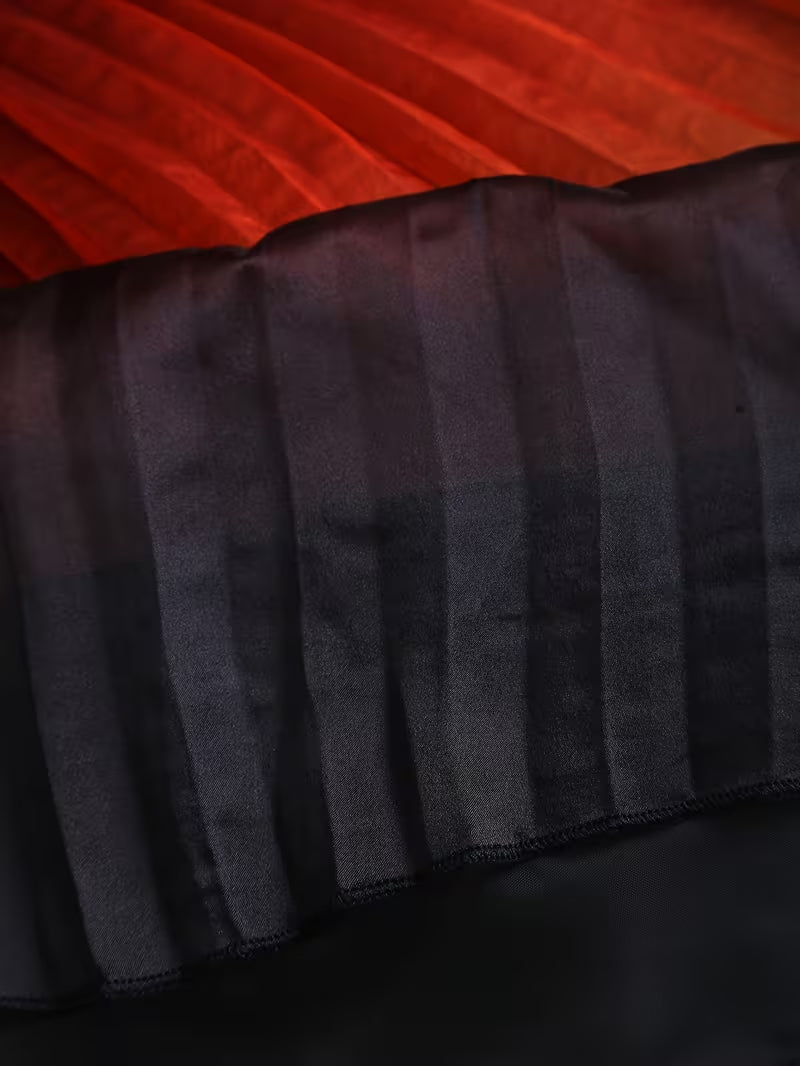 Robe plissée trapèze sans manches pour femme, élégante et stylée, avec ourlet dégradé