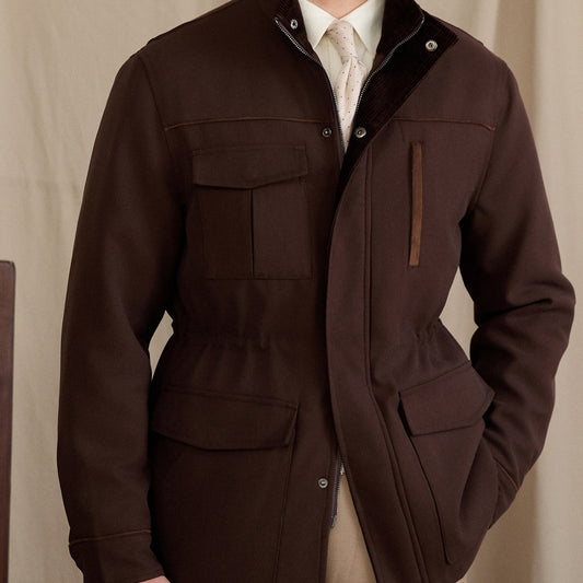 Veste de gentleman vintage à col montant et coupe ajustée, confectionnée sur mesure