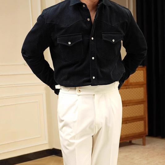 Chemise décontractée pour homme, en pur coton tissé à la mèche, idéale au quotidien.