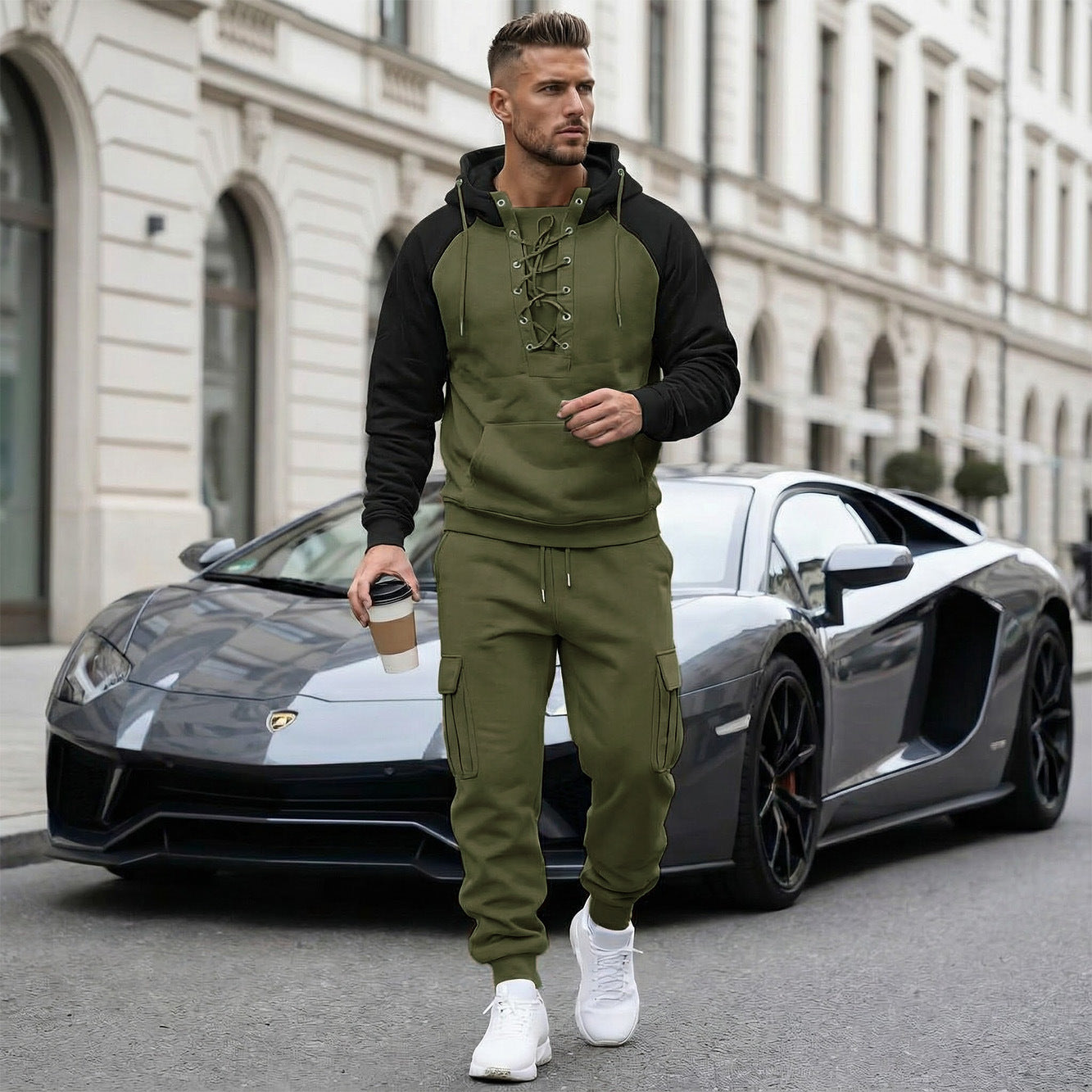 Pantalon cargo doublé polaire, manches raglan et multiples poches