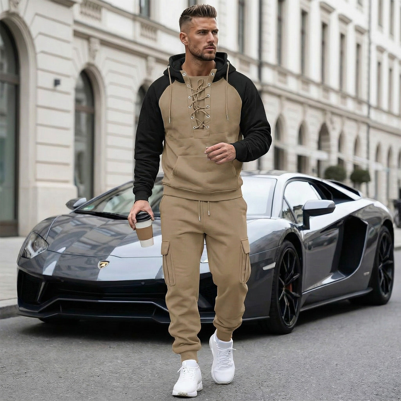 Pantalon cargo doublé polaire, manches raglan et multiples poches